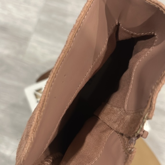 PART OF 4 for 20 just add 4 to bundle Chelsee ankle high zip up boots heel (7cm) - Picture 6 of 7